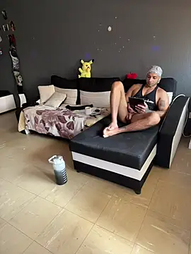 Mohdollmen Pertunjukan Webcam