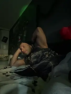 Mohdollmen webkamerás műsora
