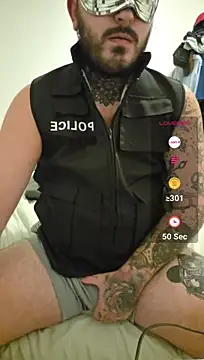 MrBearTattooX Pertunjukan Webcam