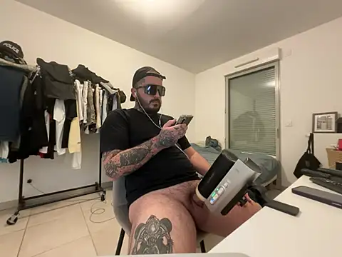 MrBearTattooX 在線直播表演