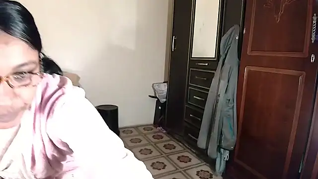 XXX chat uživo modela indiansweetflava