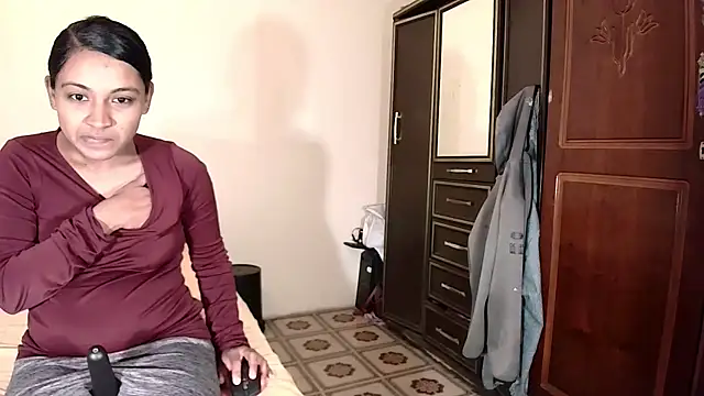 indiansweetflava Chat XXX in diretta