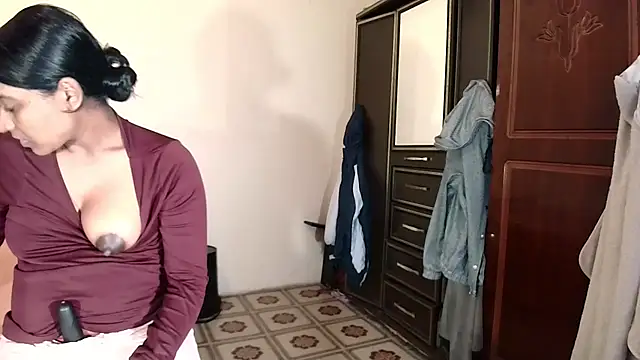Živý XXX chat indiansweetflava