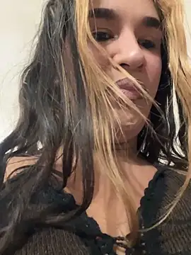 Sweet_vicky_hot 网络视讯表演