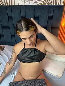 Sweet_vicky_hot Шоу с уебкамера
