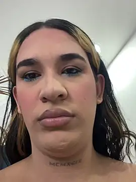 Sweet_vicky_hot Шоу с уебкамера