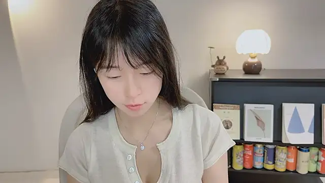 XXX chat uživo modela Onechestnut