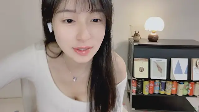 Chat +18 de Onechestnut ao vivo