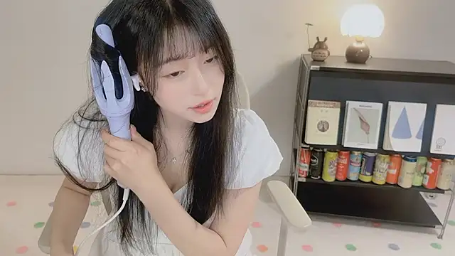 Onechestnut live XXX chat
