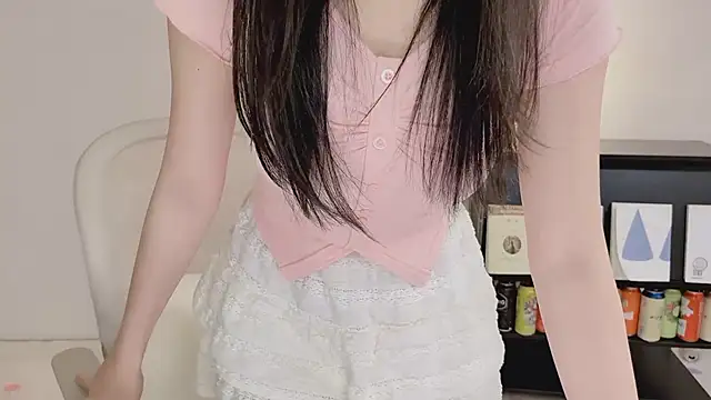 Chat soba uživo modela Onechestnut