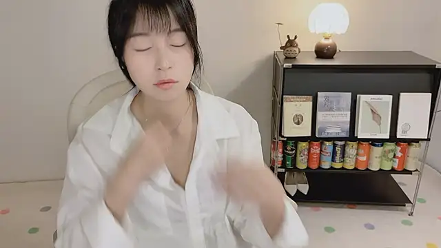 Onechestnut's Live XXX Chat