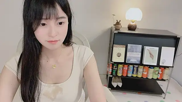 Chat +18 de Onechestnut ao vivo