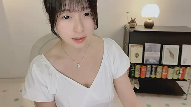 Onechestnut's Live Chat Room
