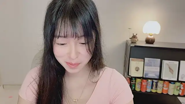 Onechestnut's Live XXX Chat