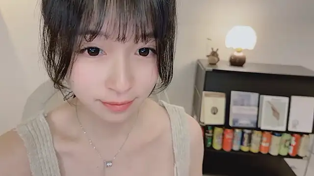 Onechestnut live XXX chat