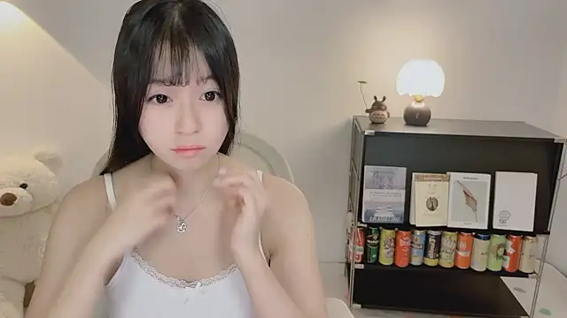 Onechestnut's Live XXX Chat