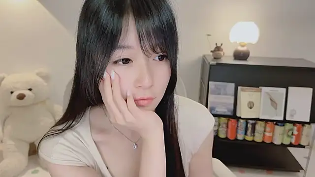 Onechestnut's Live XXX Chat
