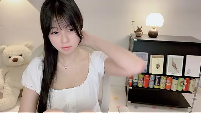 Chat +18 de Onechestnut ao vivo
