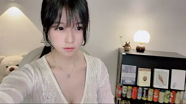 Onechestnut live XXX chat
