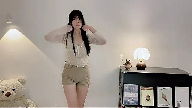 Onechestnut's Live XXX Chat