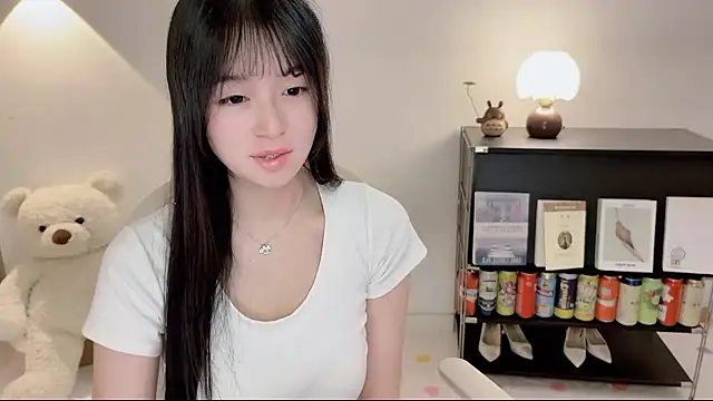 צ'אט XXX בשידור חי של Onechestnut