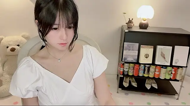 Onechestnut's Live XXX Chat