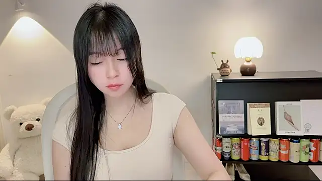 Onechestnut's Live XXX Chat