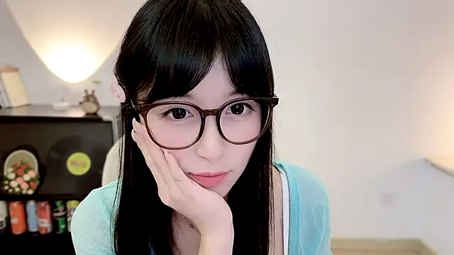 Onechestnutn Live XXX chat