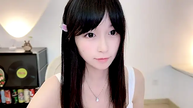 צ'אט XXX בשידור חי של Onechestnut