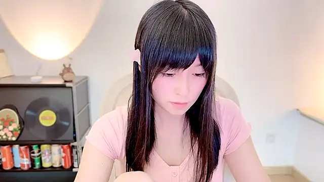Onechestnut's Live XXX Chat