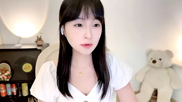 Chatroom XXX en direct de Onechestnut