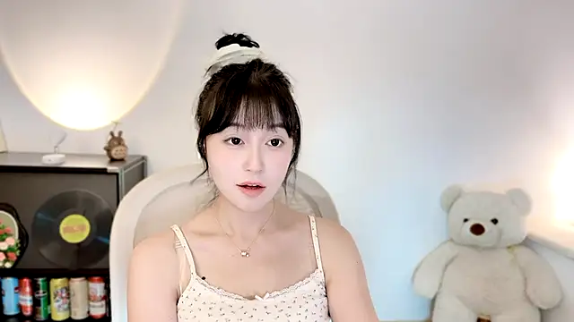 Onechestnut 라이브 XXX 채팅