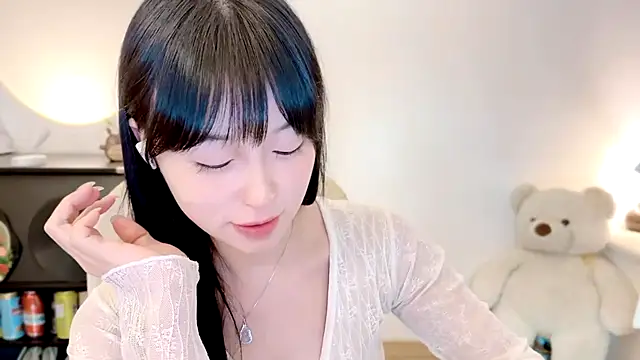 Onechestnut's Live XXX Chat