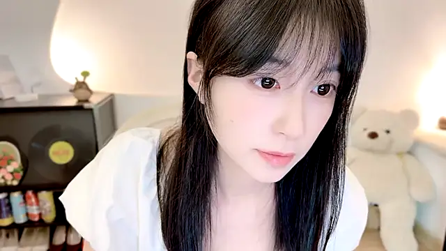 Onechestnut's Live XXX Chat