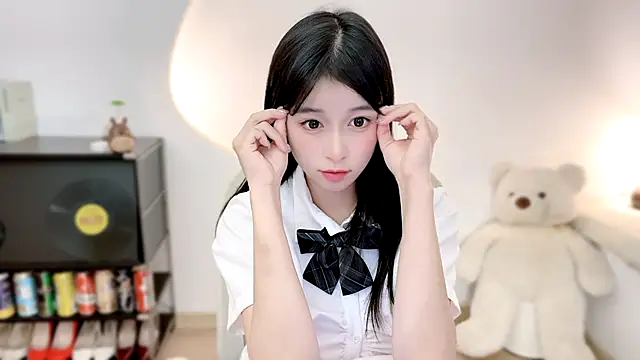 Onechestnut's Live XXX Chat
