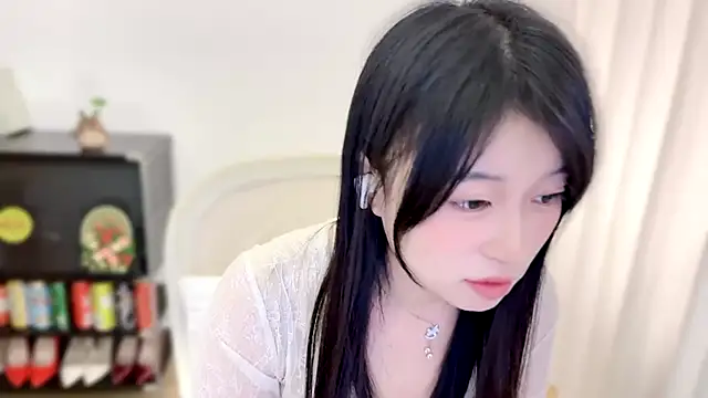 Onechestnut's Live XXX Chat