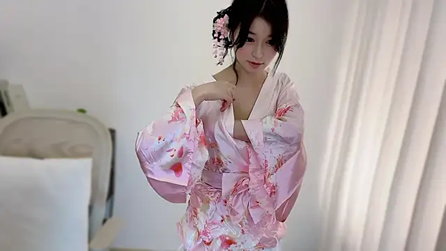 Onechestnutn Live XXX chat