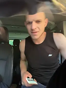הופעת וובקאם של VelvetKingg