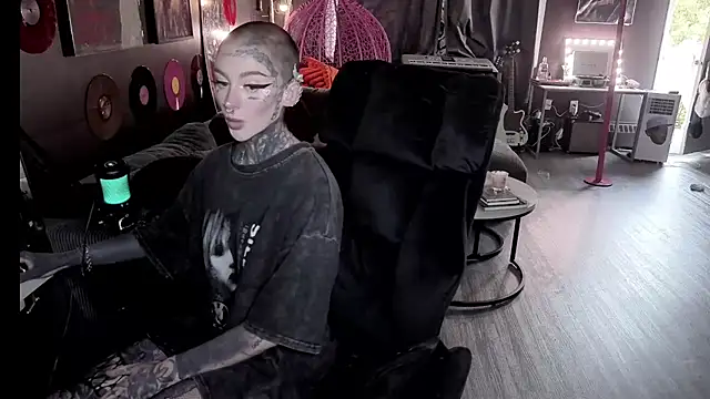 bambitatted – webcam-show