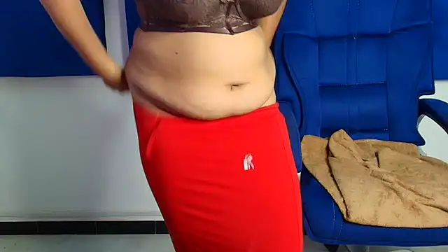 Show modela Anjali-Queen na web-kameri