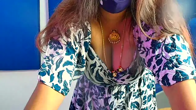 Anjali-Queen – Live XXX-chat