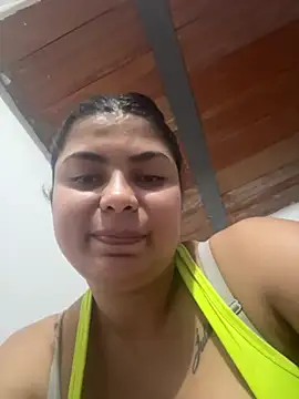 Chatroom XXX en direct de ValentinaBreats