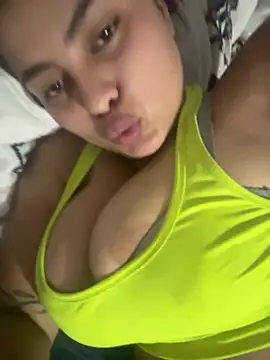 ValentinaBreats XXX чат на живо