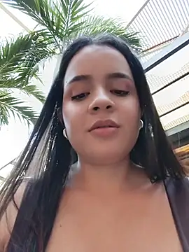 Chat ao vivo de Julieth_hot-69