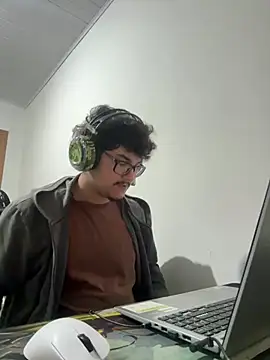 Show de Brinquedo-da-zoe na webcam