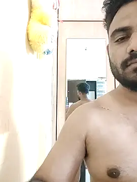 ThickBananaaa Show in webcam