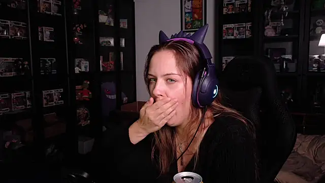 הופעת וובקאם של MaryPeach666