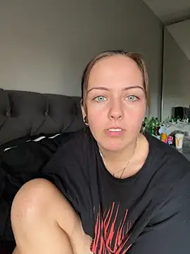 MaryPeach666 Pertunjukan Webcam