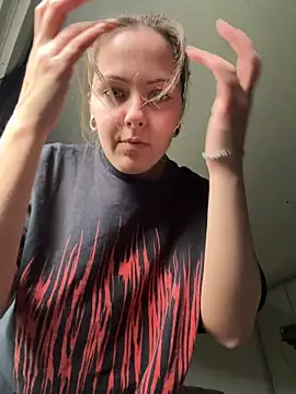 MaryPeach666 Pertunjukan Webcam