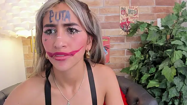 Chat +18 de miss___taylor ao vivo